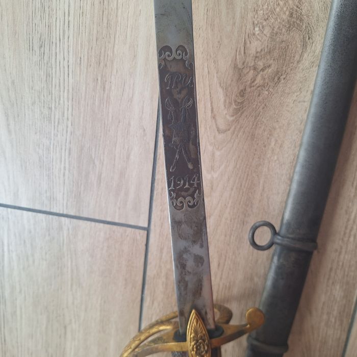 Szabla wz. 17 sygnowana