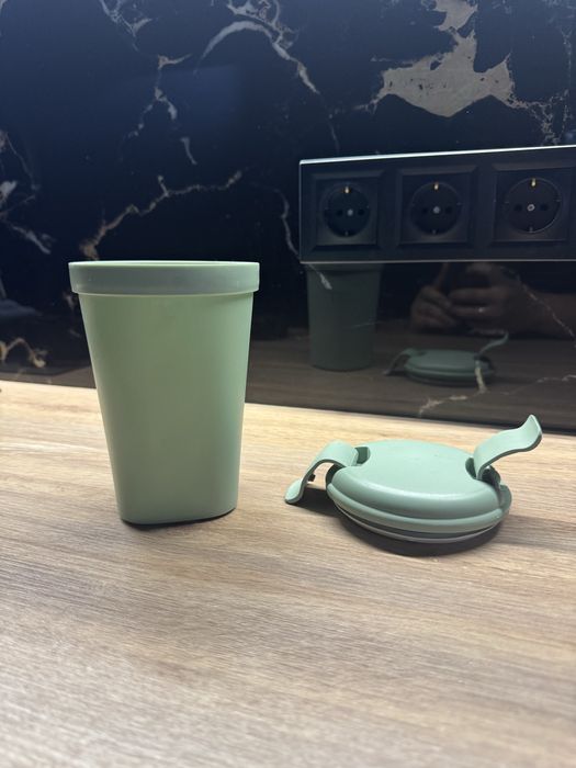 Ємність, контейнер для їжі