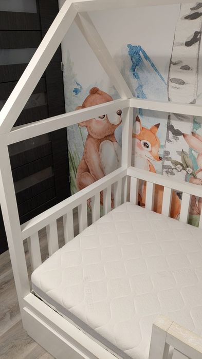 Łóżko dziecięce biały domek, lite drewno!! 90cmx160cm, materac Tencel