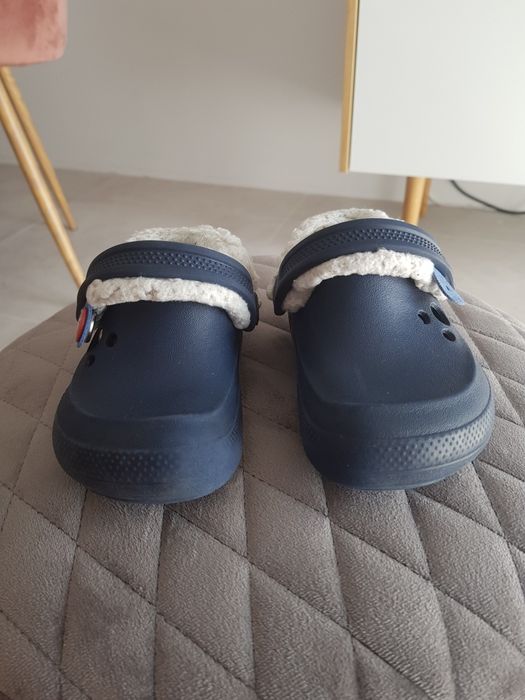 Crocs 24 granatowe