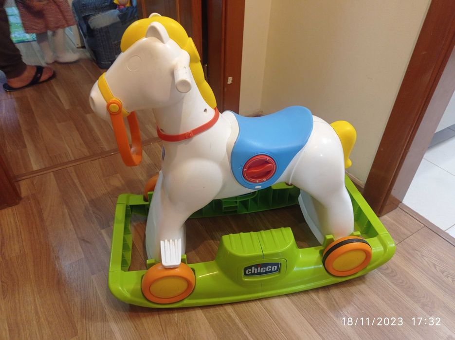 Cavalo chicco 2 em 1