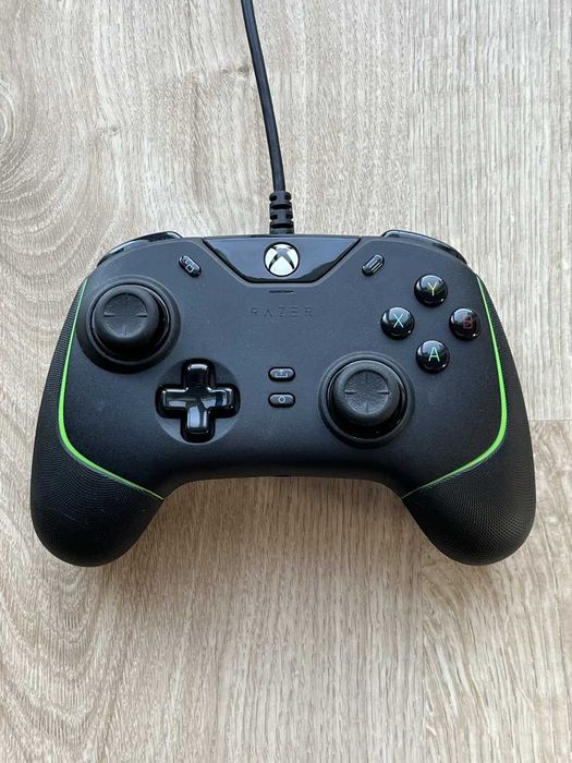 Razer Wolverine v2