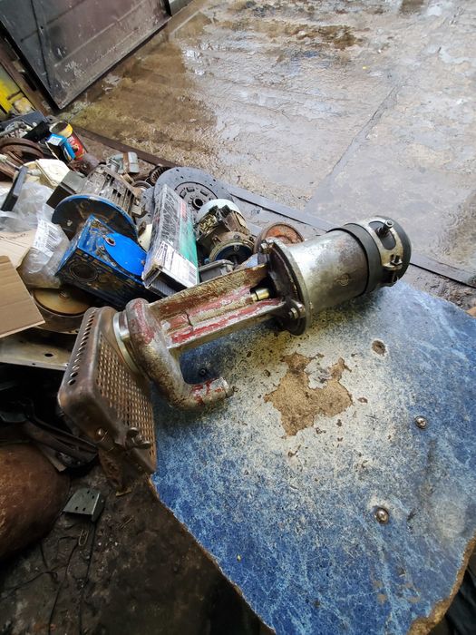 Насос водяный помпа ГАЗ-71 водооткачивающий насос для ГАЗ-71,ГАЗ-34039