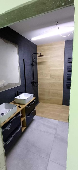 Usługi remontowo- budowlane.