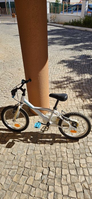 3 Bicicletas de criança