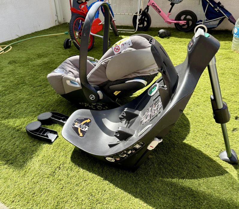Ovo Cybex Cloud Z + adaptadores de carrinho