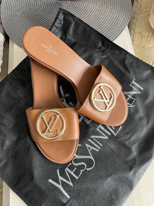 Шльопанці оригінал