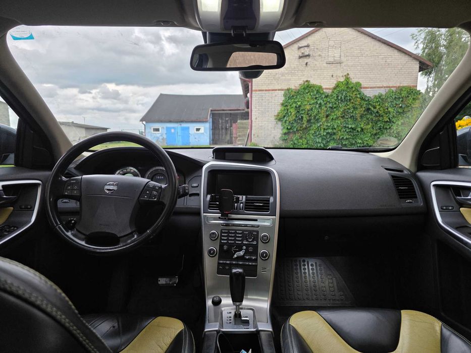 sprzedam VOLVO XC 60