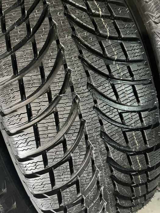 235/65/17 R17 Michelin Latitude Alpin LA2 4шт нові зима