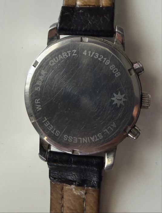 Junghans Chronograph WR 50 - zegarek męski kwarcowy.