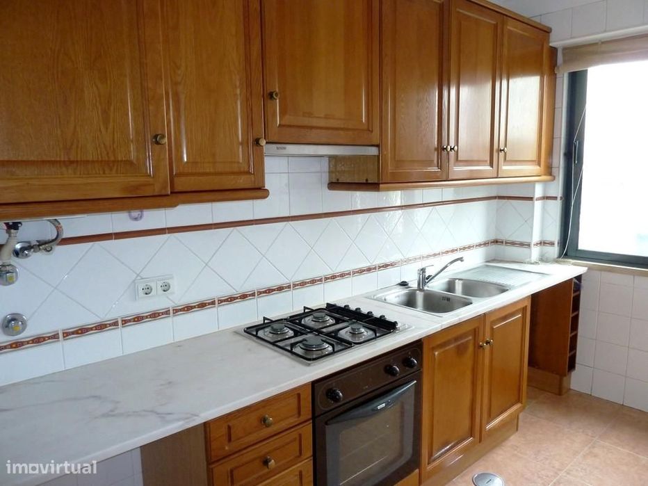 Apartamento T1 em Coimbra (Urb. Gorgulão)