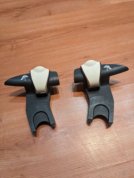 Дитяче автокрісло