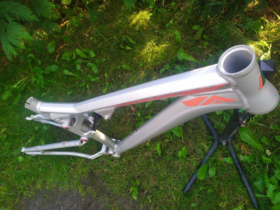 APEX CRATIVE rama Aluminiowa Roz. 18,5'' FULL 27,5 Plus Boost  Polecam