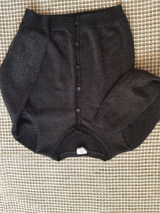 светер для дівчинки 110  ріст і шкіряна спідниця  110 р