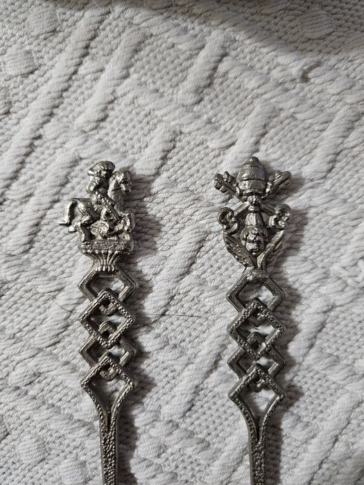 Duas chávenas Fine Porzellan + 2 colheres