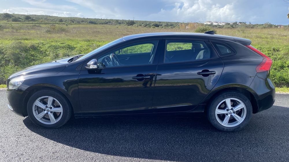 Carro Volvo V40 para venda