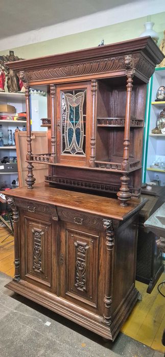 Witryna dębowa piękna