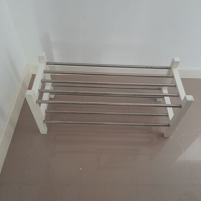 Sapateira madeira metal forte