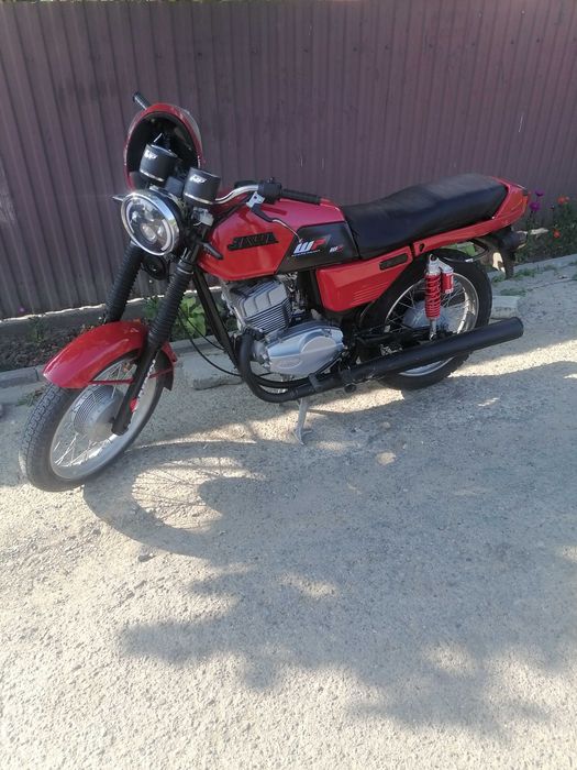 Мотоцикл         .