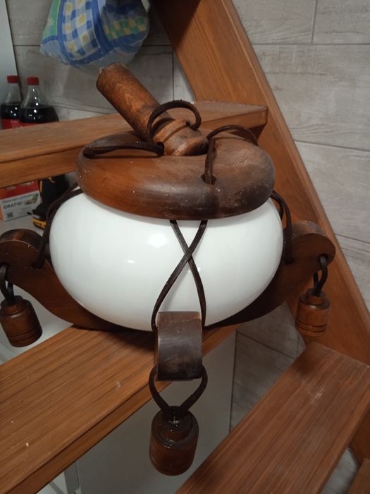 Żyrandol do przedpokoju  ciemny orzech