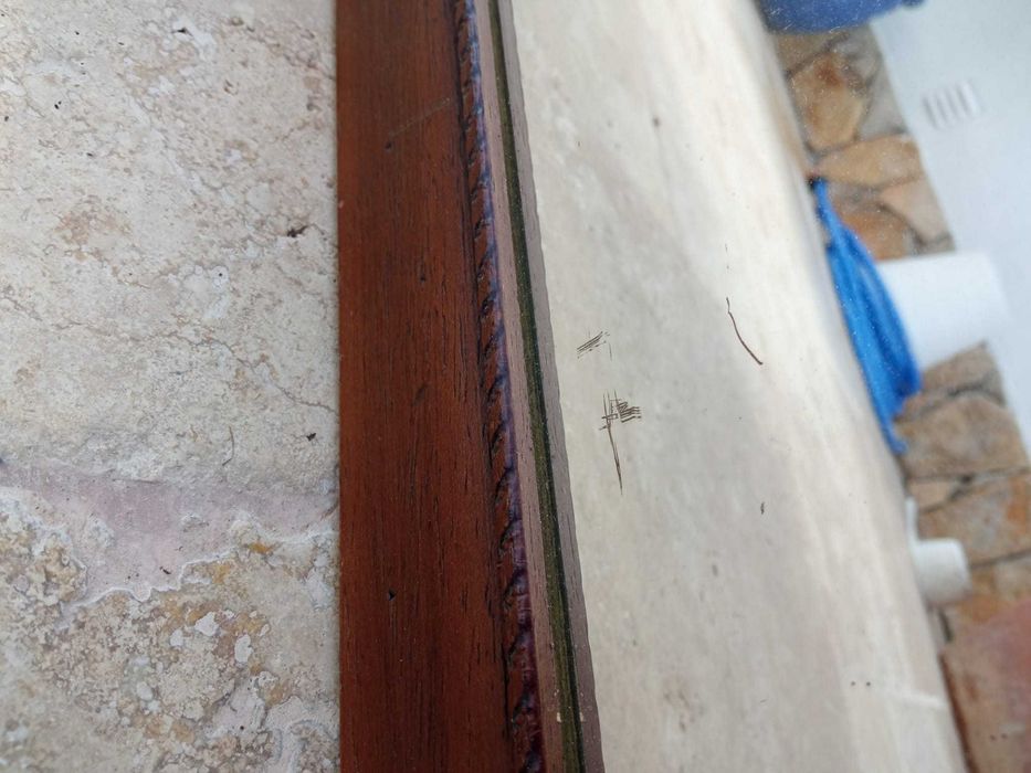 Espelho antigo em madeira