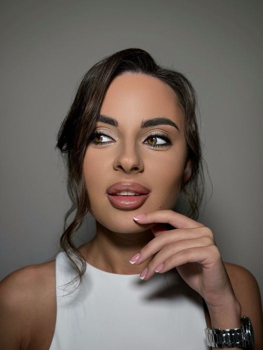 Макіяж та зачіска. Виїзд додому. Візажист Київ. Визажист Киев