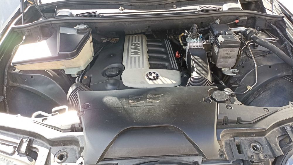 Bmw x5 E53 ano 2002 muitos extras IUC 74€