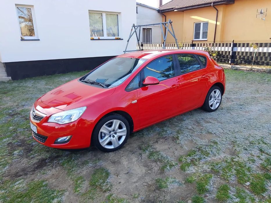 Opel Astra 1.6 benzyna, książka serwisowa, klimatyzacja,  podgrzewane siedzenia