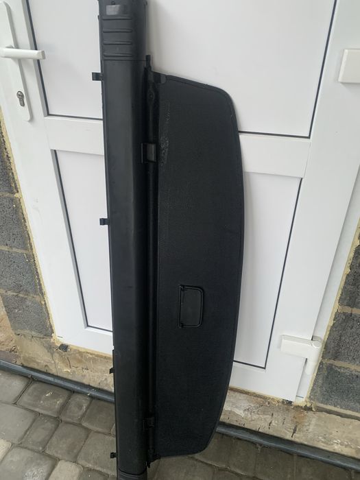 Шторка Tуарег 2016р Оригінал б/у