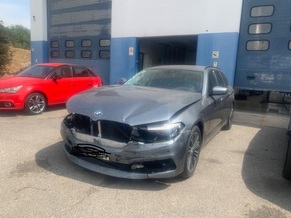 Bmw 520 d g31 de 2018 sinistrada com documentacao para reparar
