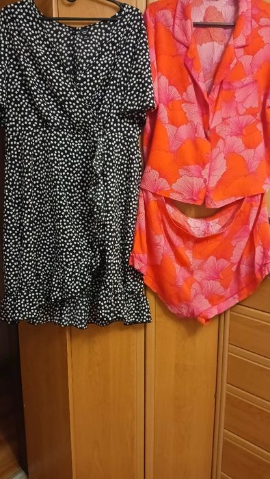 52-54 Пакет  вещей женских .