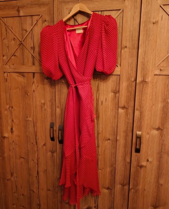 Swing czerwona sukienka