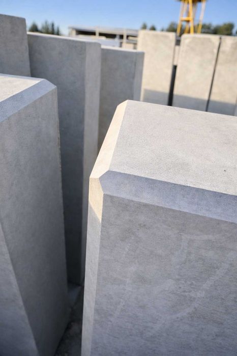 Mur oporowy L-ka LKI LKA zasieki boksy ściana beton C30/37 TRANSPORT