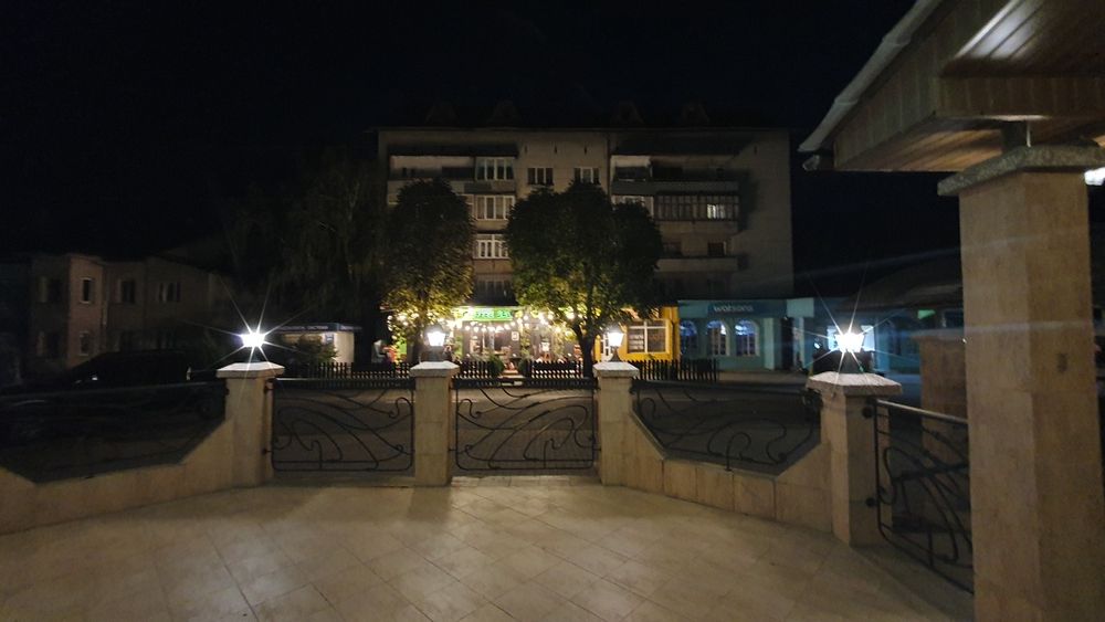 ПРОДАЖ Готельно-ресторанного комплекса Оленка в місті Рахів/Закарпаття