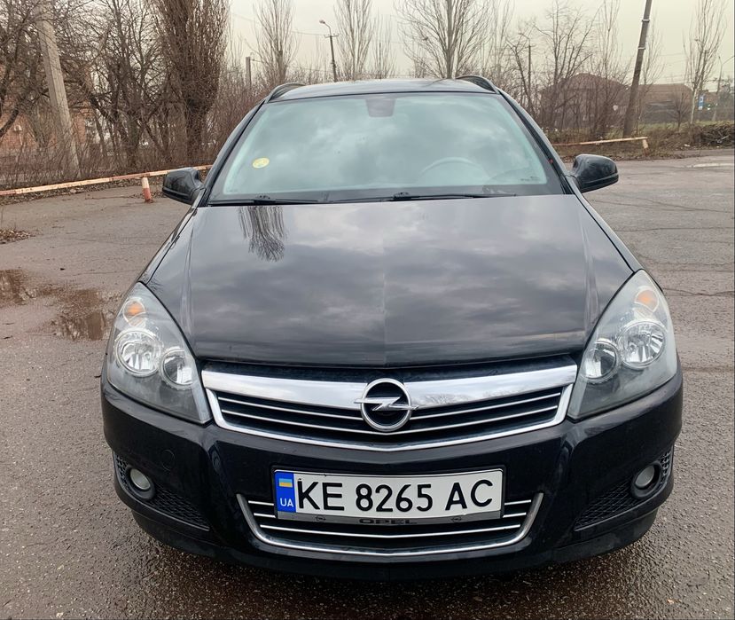 Опель Астра 1,7диз 2010г 233.км