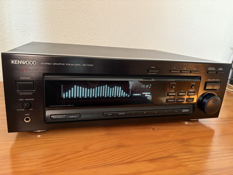 Equalizador Kenwood GE-7030