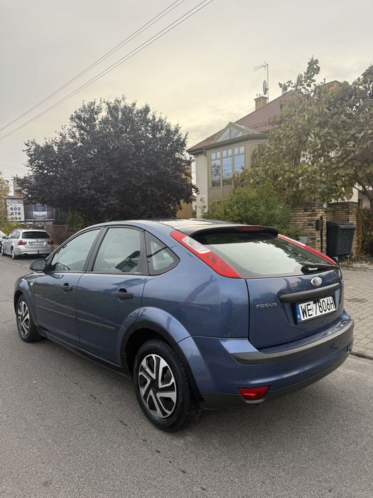 Ford Focus / 1.6 benzyna / Automat / klima