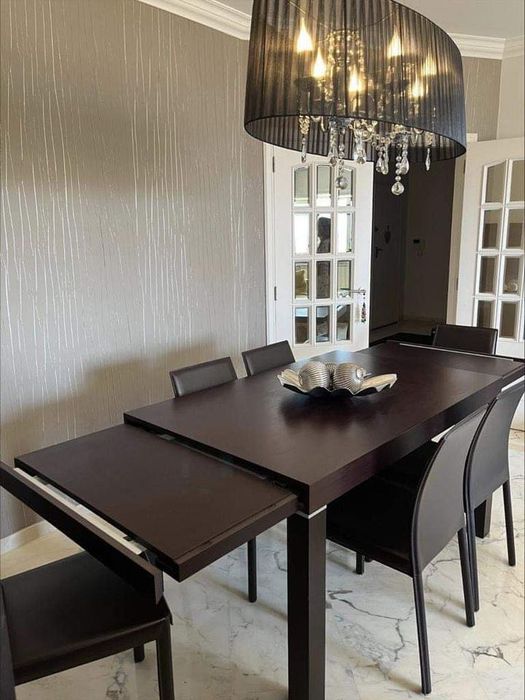 Mobília completa (sala de jantar e sala de estar)