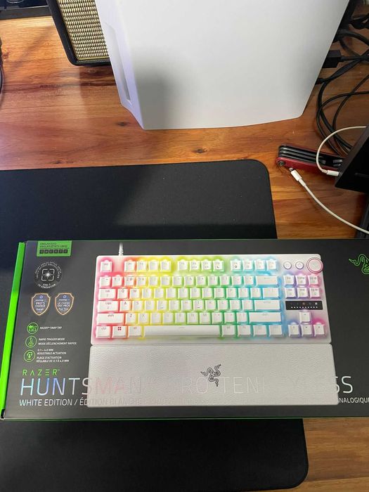 Razer Huntsman v3 Pro Tenkeyless