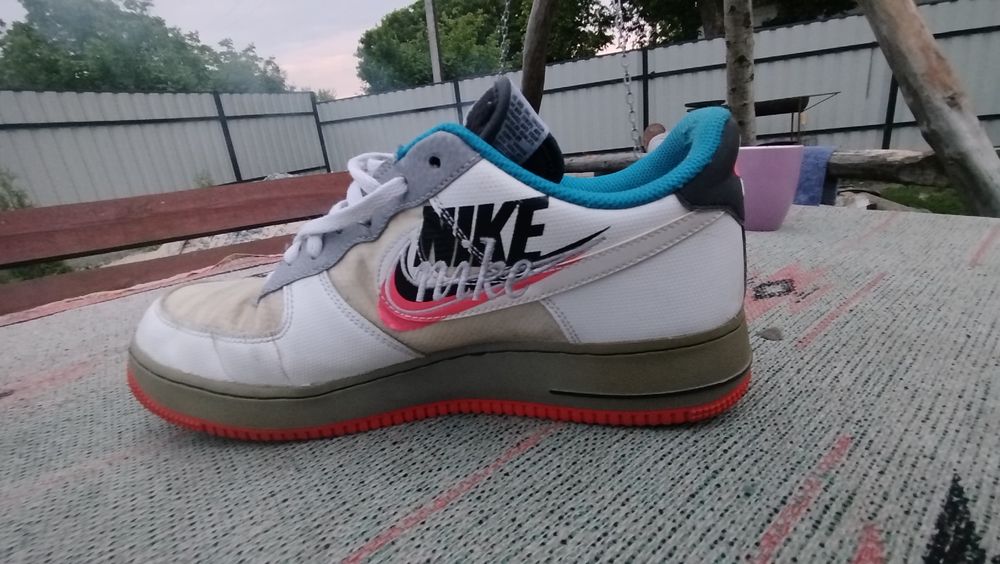 Б/У кроси NIKE....