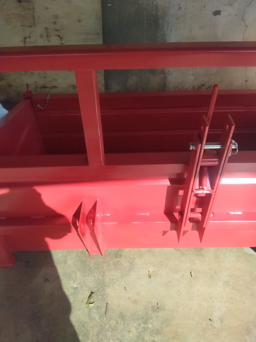 Vendo caixa de 1,60m