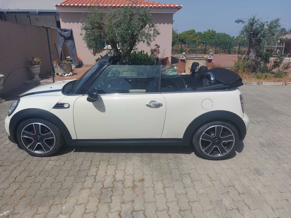 MINI Cabrio Cooper D Auto