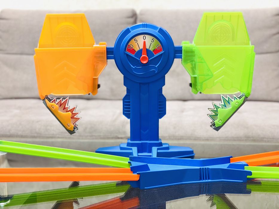 Автотрек Hot Wheels Balance Breakout (FRH34)