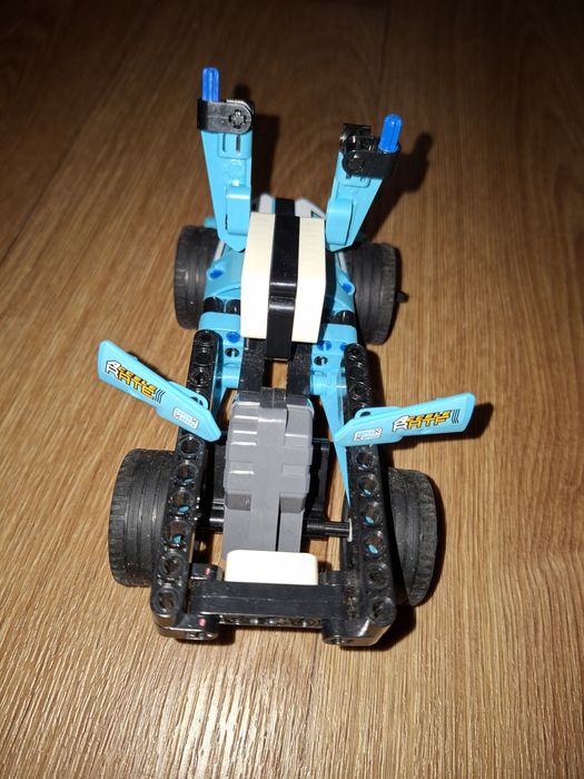 Lego technic 42059 трюкова вантажівка лего технік оригінал