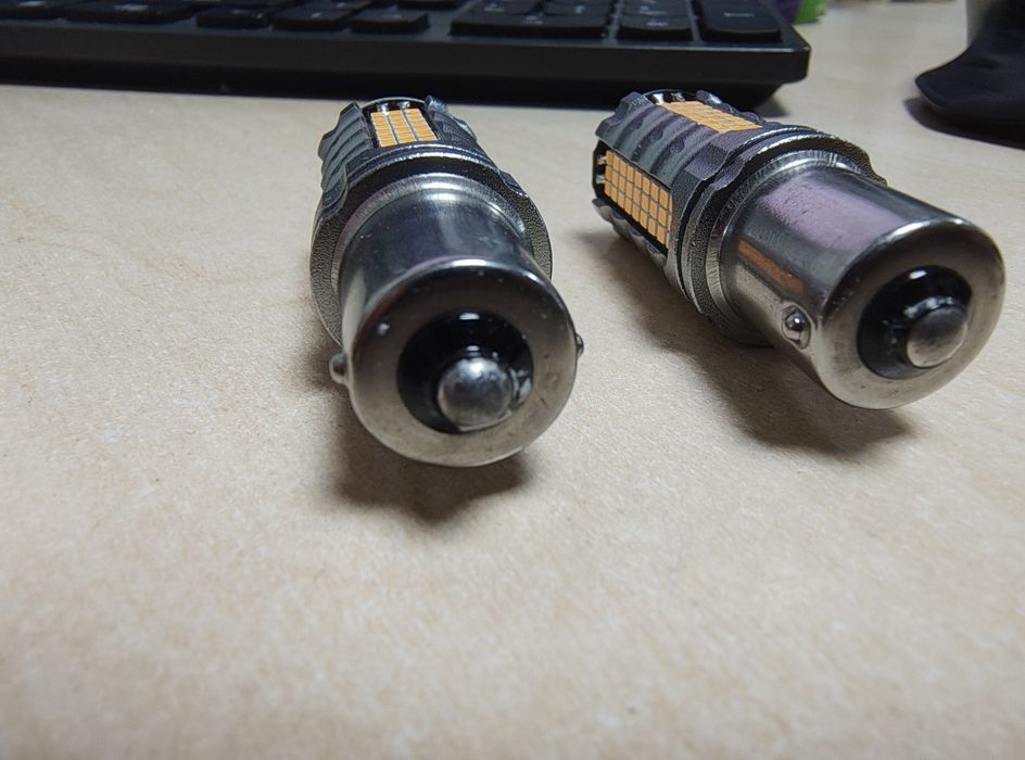 LED лампа PY21W BAU15S 1156 жовта 180° 22W 12-24V з обманкою CANBUS