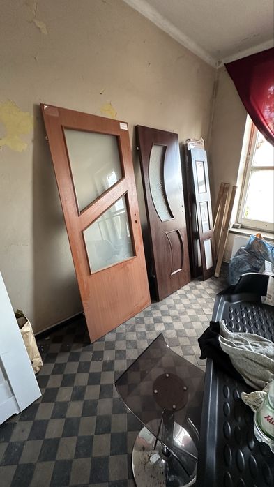 Drzwi powystawowe Będzin