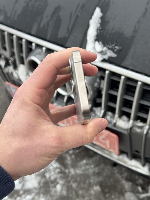 Iphone 15 pro 128 gb європа natural titanium