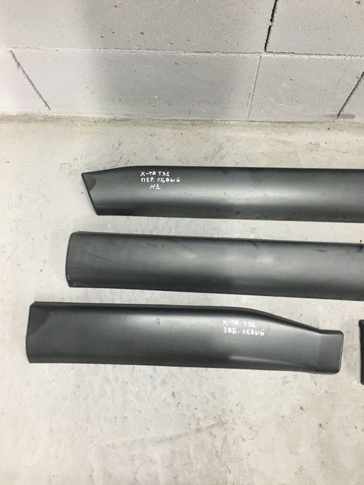 Молдинг двери накладка листва Nissan X-Trail T31 Разборка