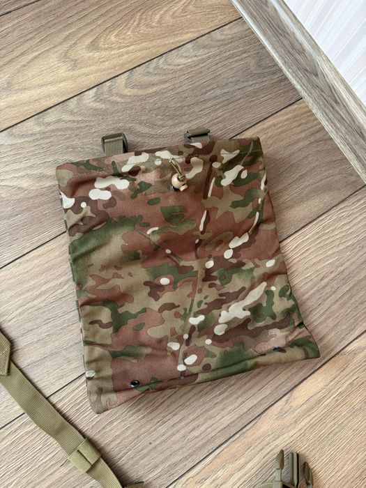 Військове спорядження підсумки під магазини