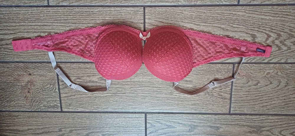 Malinowy biustonosz Princesse Tam Tam r. 80 C